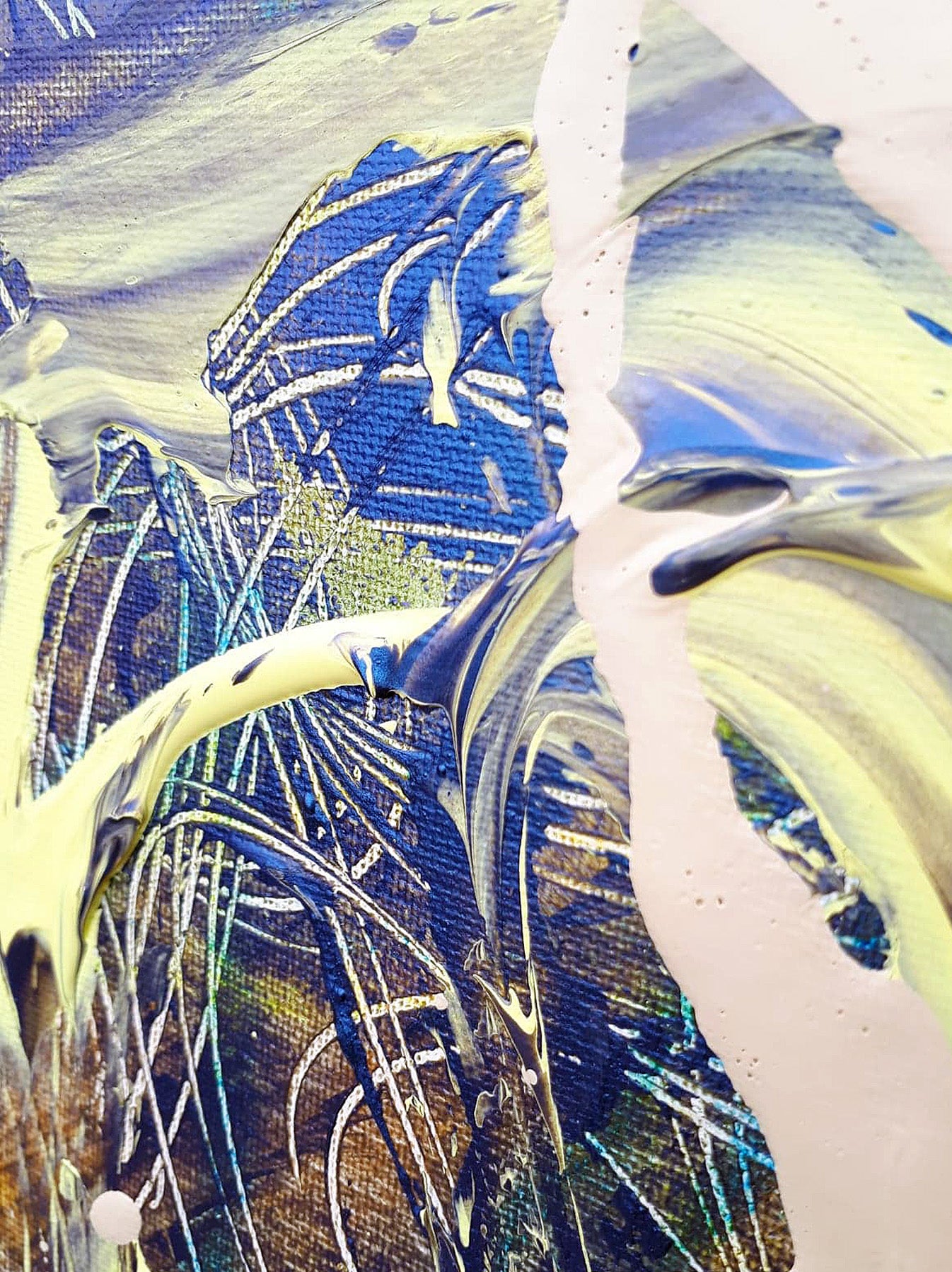 Close-up detail of 'Oblivion' (2018) by Audrey Néron – A textured abstract composition with intricate layers of blue, cream, and gold tones, showcasing dynamic brushstrokes and fine detailing.