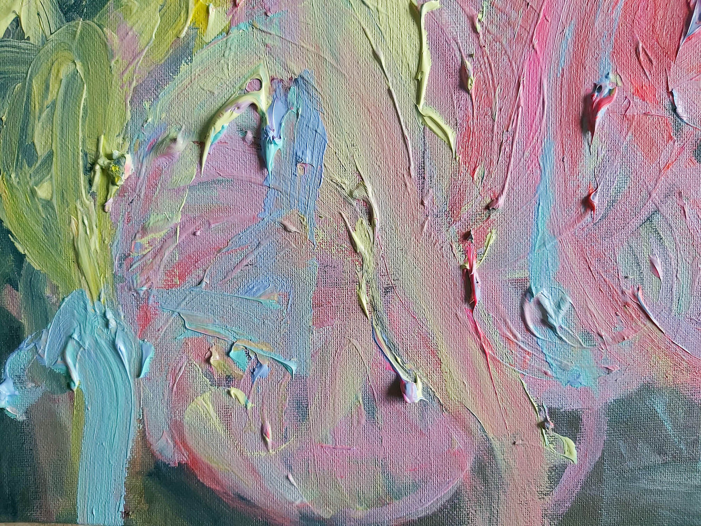 Detail of textured brushstrokes in Fatal Attraction, 2021, by Audrey Néron. The close-up reveals thick layers of pastel pink, blue, yellow, and green, applied with expressive gestures. The dynamic, sculptural textures highlight the interplay of softness and energy, inviting a tactile and visual connection with the artwork.